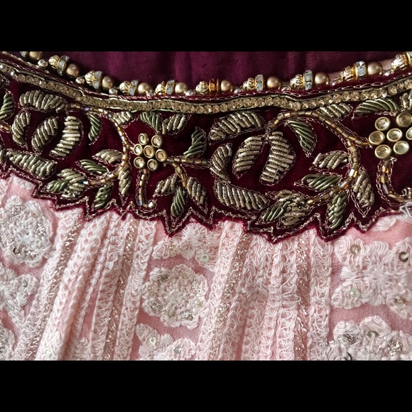 Indian Designer Suit / Gown - Picture 3 of 4